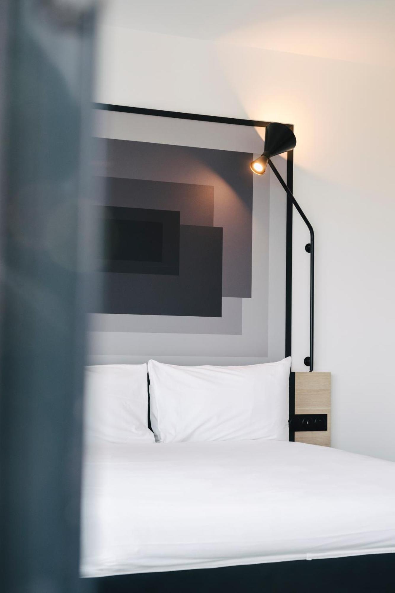 Ibis Rouen Centre Rive Droite Pasteur Hotel Exterior foto